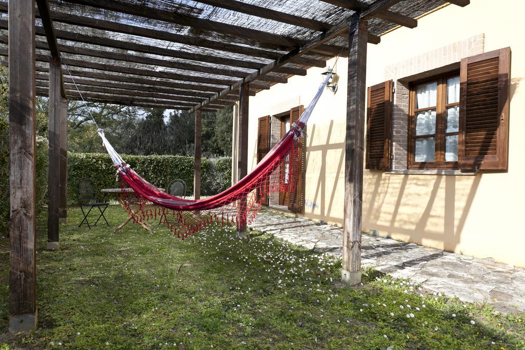 Casale Pundarika Guest House Riparbella Bagian luar foto