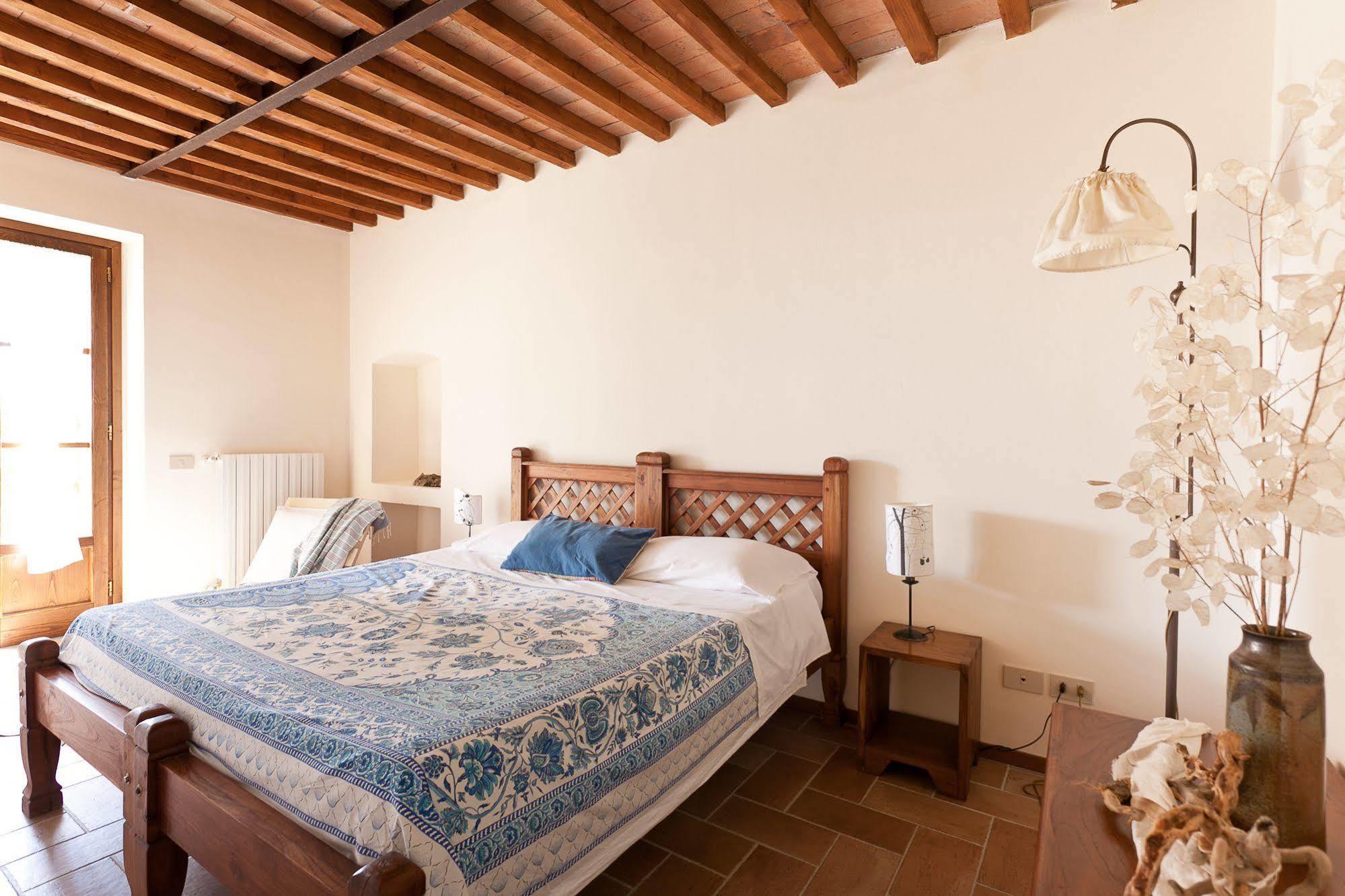 Casale Pundarika Guest House Riparbella Bagian luar foto