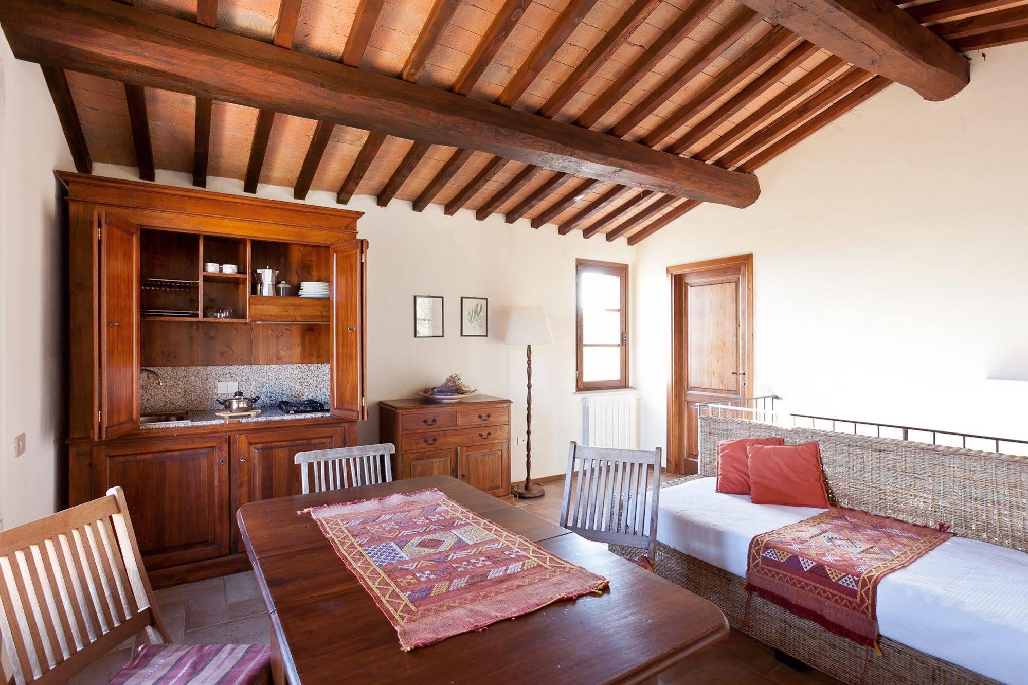 Casale Pundarika Guest House Riparbella Bagian luar foto
